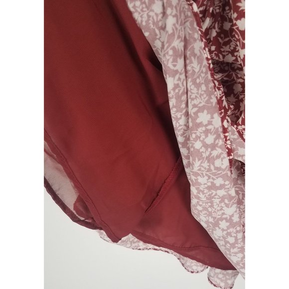 Willow Women's Sz. M Kathleen Floral Halter Built In Shorts Dress In Berry NWT - Picture 6 of 10